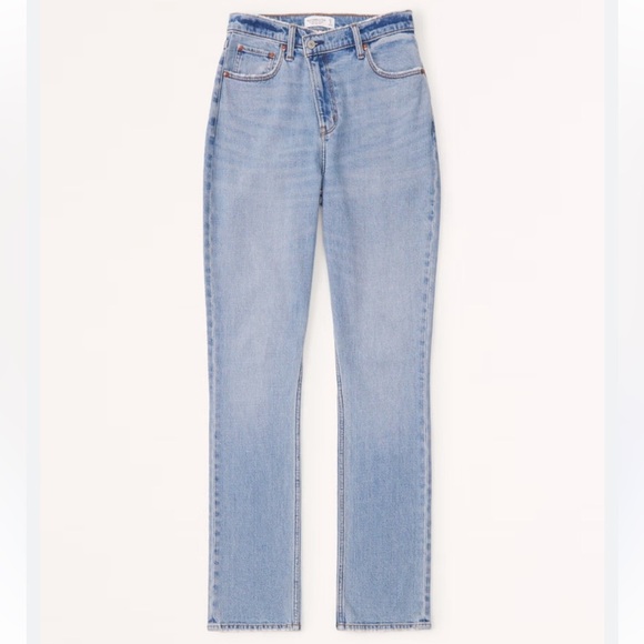 Abercrombie Women's Light Blue Jeans - Picture 1 of 5